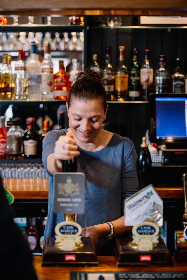 The Howard Arms Brampton  Extérieur photo