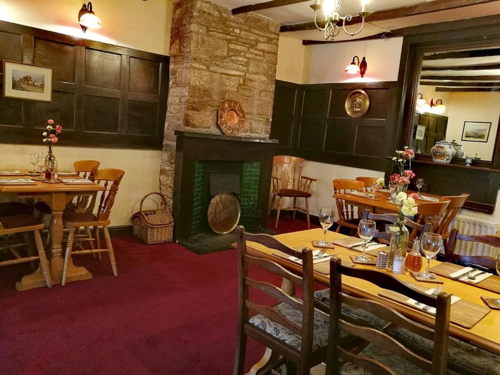 The Howard Arms Brampton  Extérieur photo
