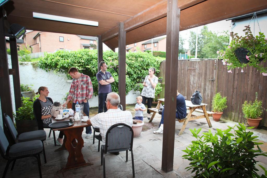 The Howard Arms Brampton  Extérieur photo