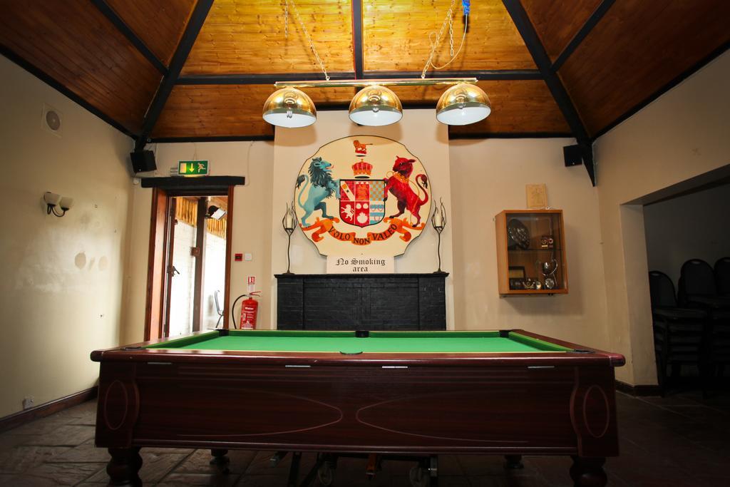 The Howard Arms Brampton  Extérieur photo
